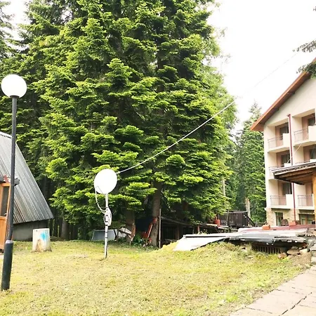 Bungalow Next To The Yastrebets Gondola Lift